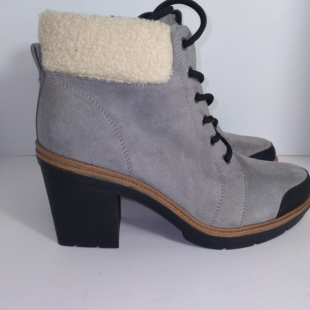 Dr. Scholl's For The Love Of Grey Fur Trimmed Block Heel Lace-Up Boots Size-9.5 - Picture 9 of 12